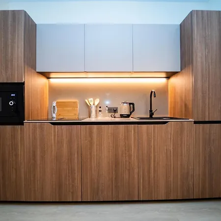 Edificio Reyes Catolicos Centro By Renthas