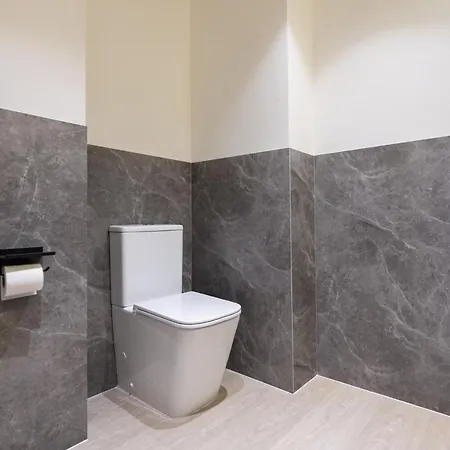 Edificio Reyes Catolicos Centro By Renthas *