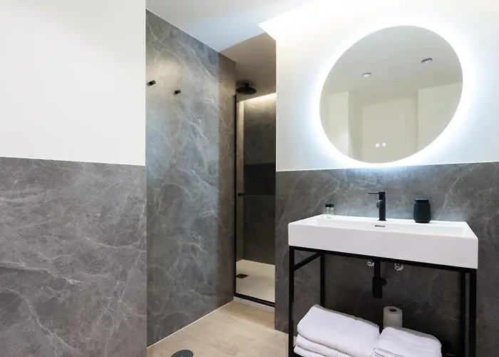 Edificio Reyes Catolicos Centro By Renthas 公寓